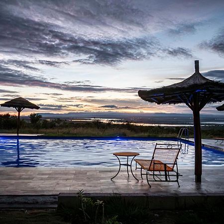 Mama Washindi Lodge Pakwach Ngoại thất bức ảnh