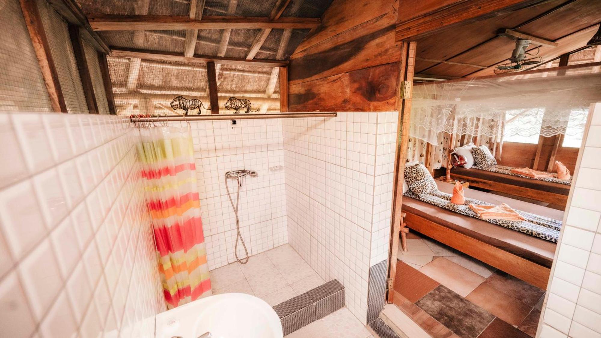 Mama Washindi Lodge Pakwach Ngoại thất bức ảnh