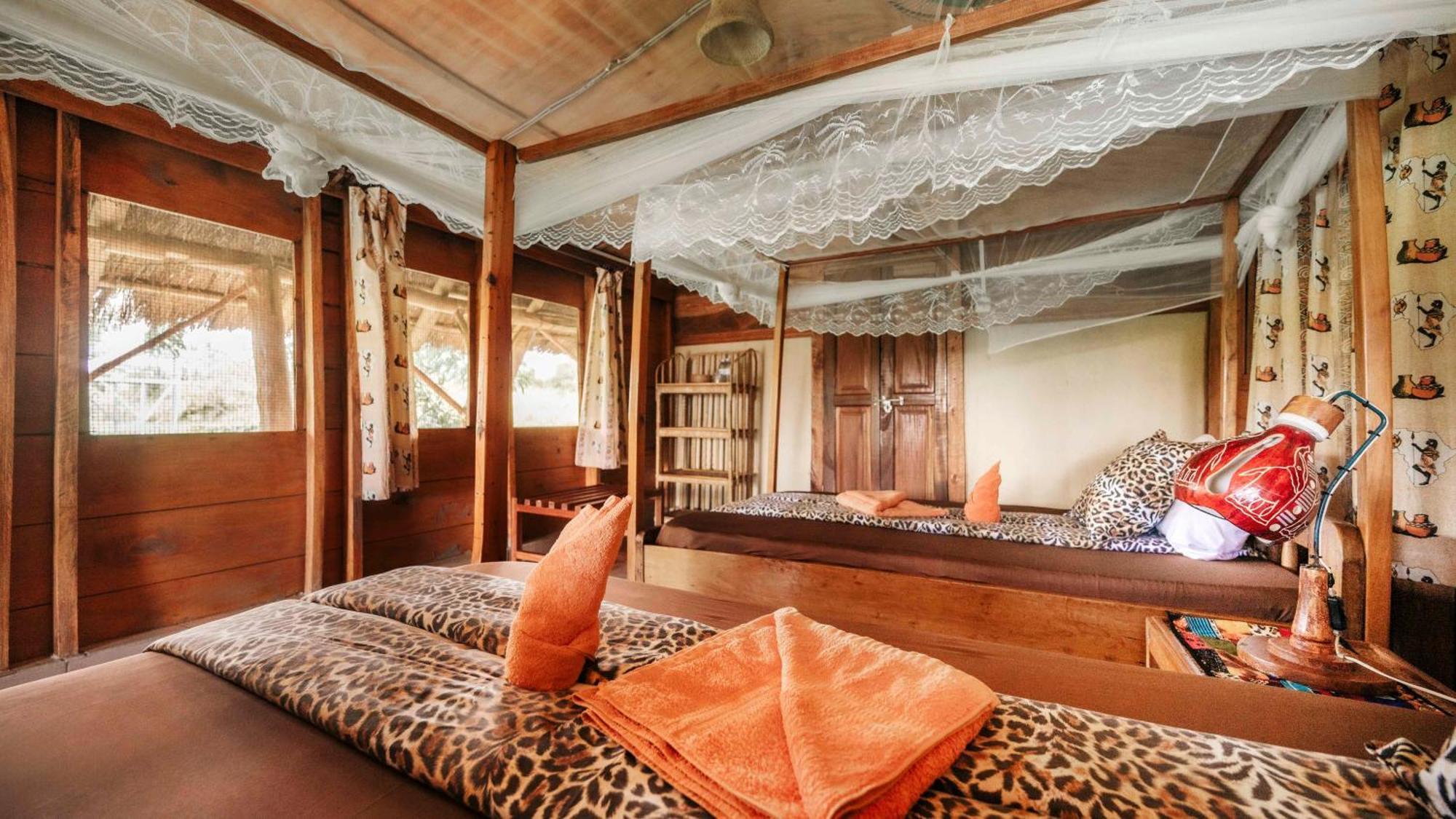 Mama Washindi Lodge Pakwach Ngoại thất bức ảnh