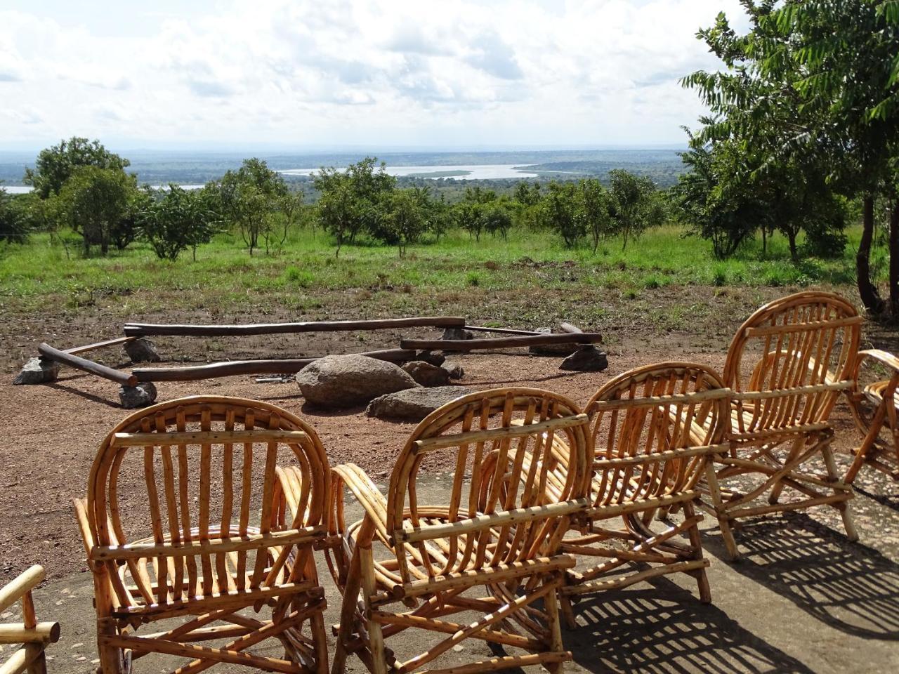 Mama Washindi Lodge Pakwach Ngoại thất bức ảnh